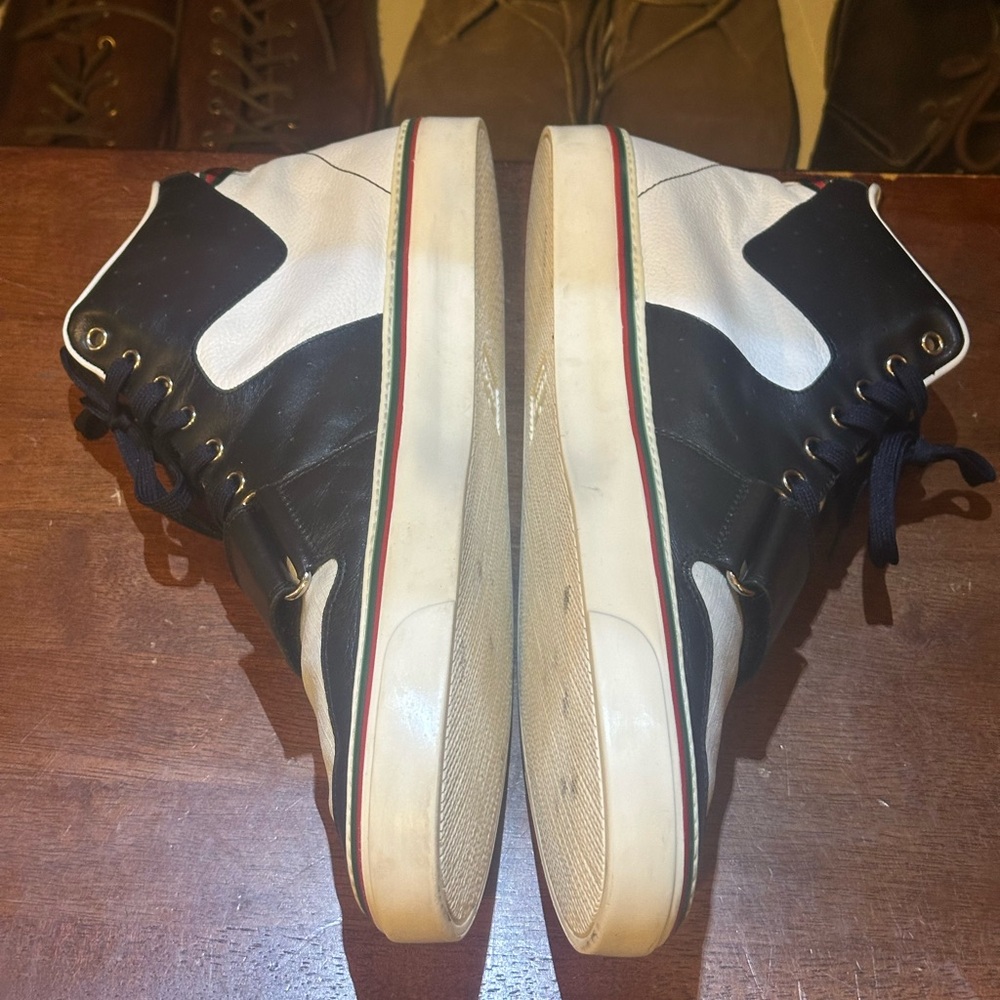 Gucci GG Supreme Hightop Sneakers - Picture 8 of 13
